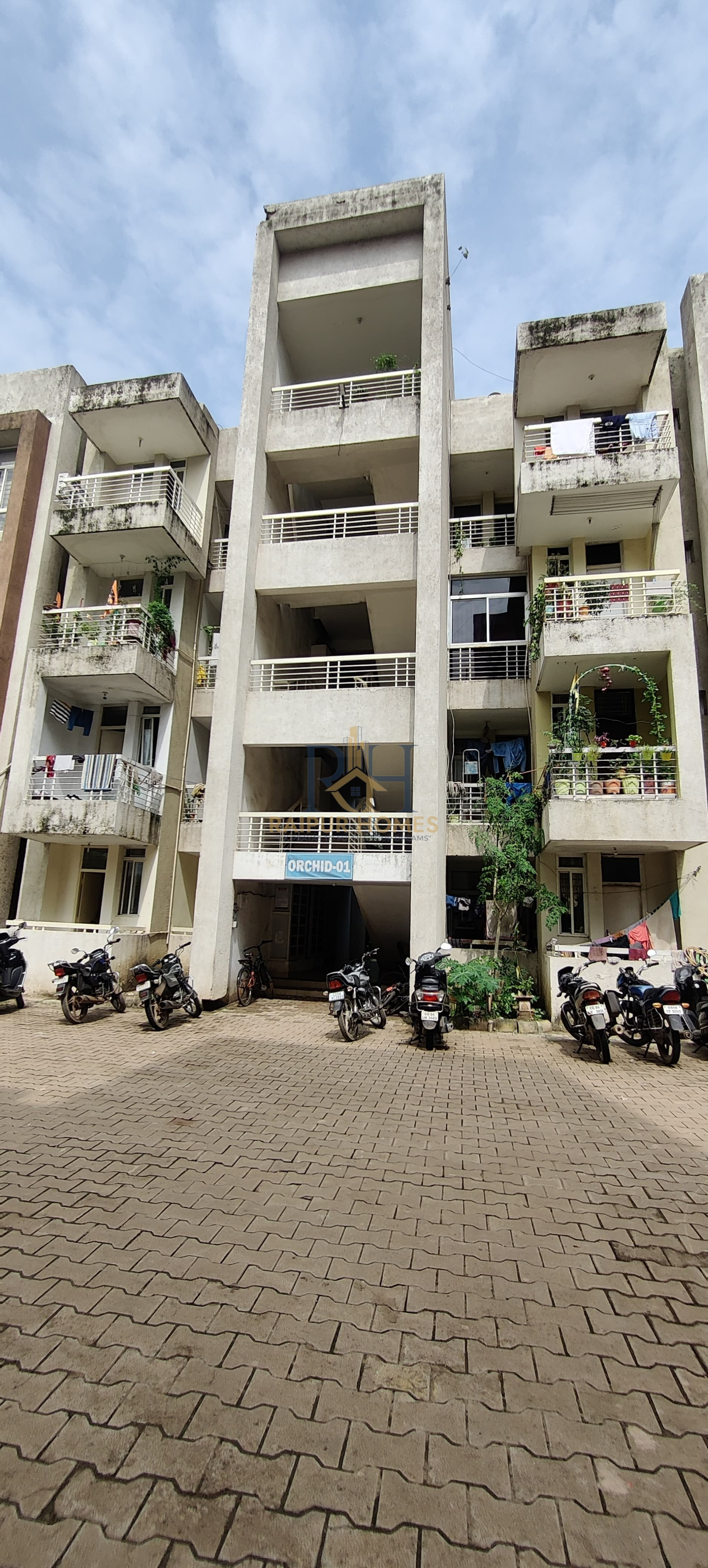 raipur homes 2BHK RESIDENTIAL FLAT AVAILABLE IN AMLESHWAR