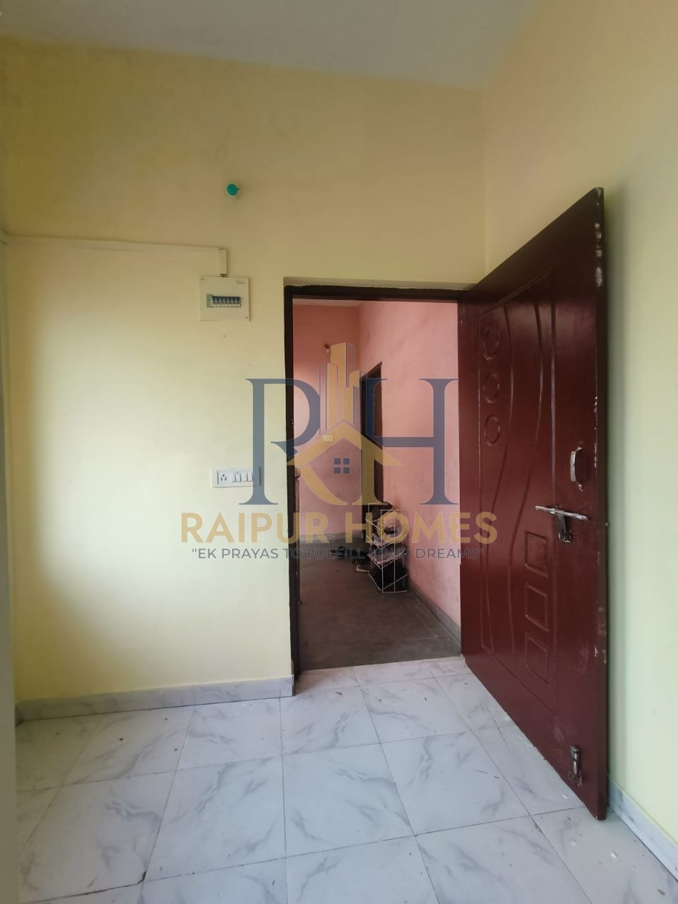 raipur homes 1 BHK RESIDENTIAL FLAT AVAILABLE IN CIVIL LINE